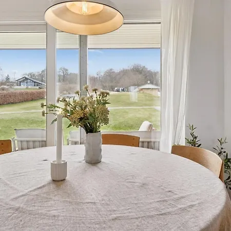 Maksimilian - 300m From The Sea By Interhome